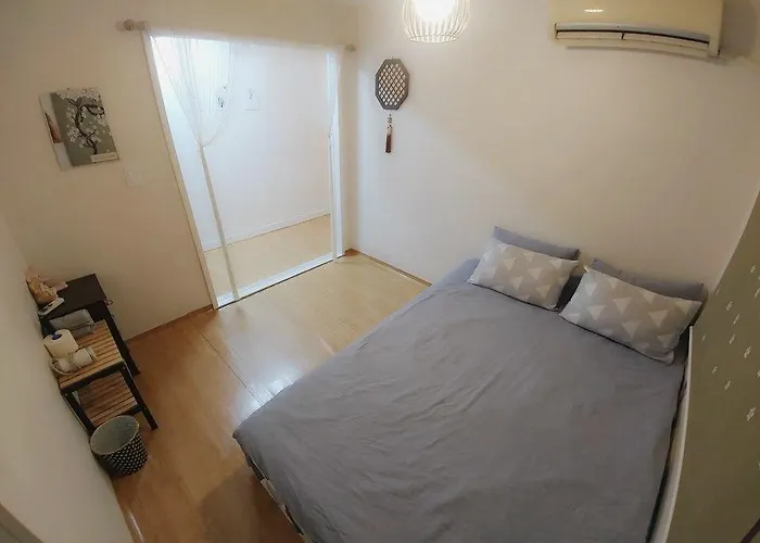 ゲストハウス Kiki House Hongdae 4*